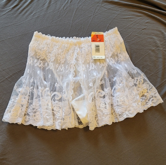 NWT Vintage Marilyn Monroe Thong Skirt Lingerie - Picture 1 of 8